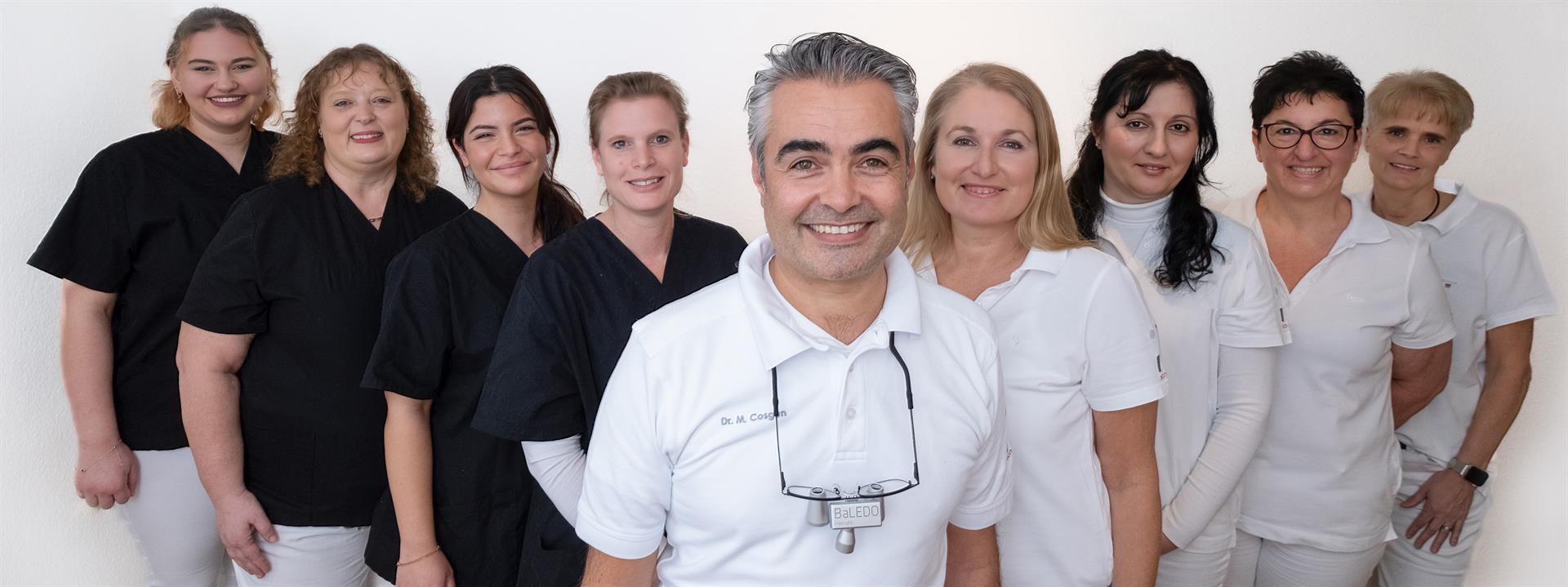 Zahnarztpraxis Dr. Mesut Cosgun - Team
