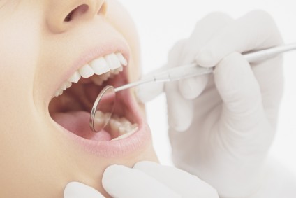 Vorsorge - Prophylaxe - Leistungen der Zahnarztpraxis Dr. Mesut Cosgun Bergisch Gladbach Vorbeugung Zahnreinigung Zahnpflege PZR-Behandlung